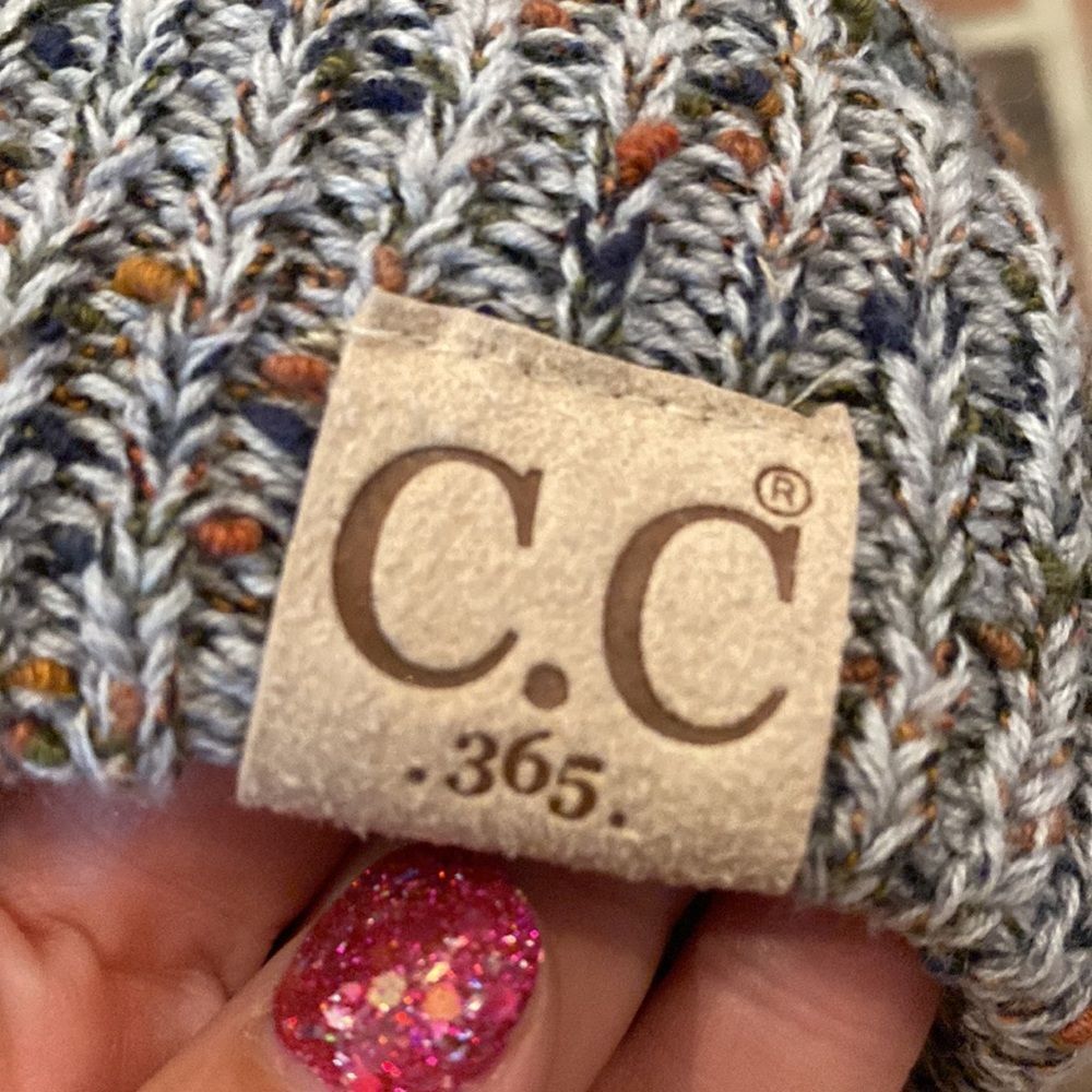 CC Ponytail Cap - Picture 4 of 4